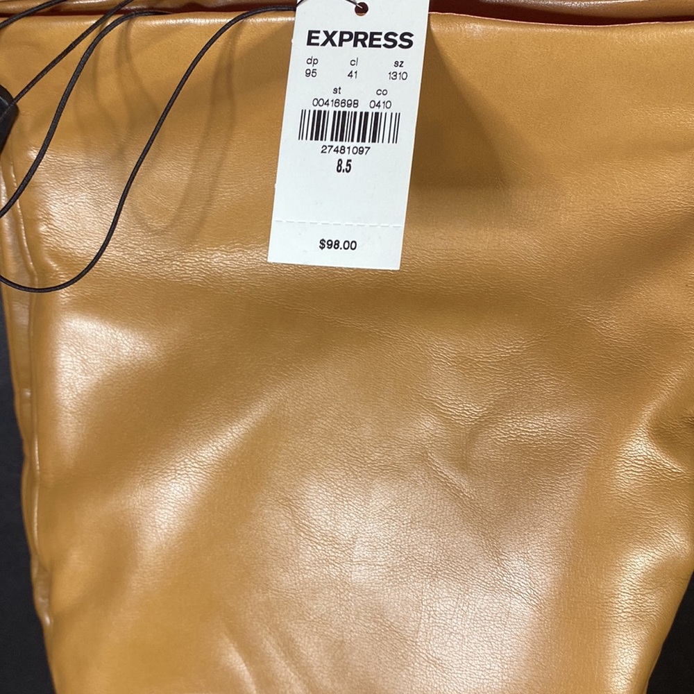 EXPRESS - CAMEL 8 1/2 NEW KNEE BOOTS NO LONGER HAVE BOX SHIPPED IN CLEAR BOX - Picture 2 of 11